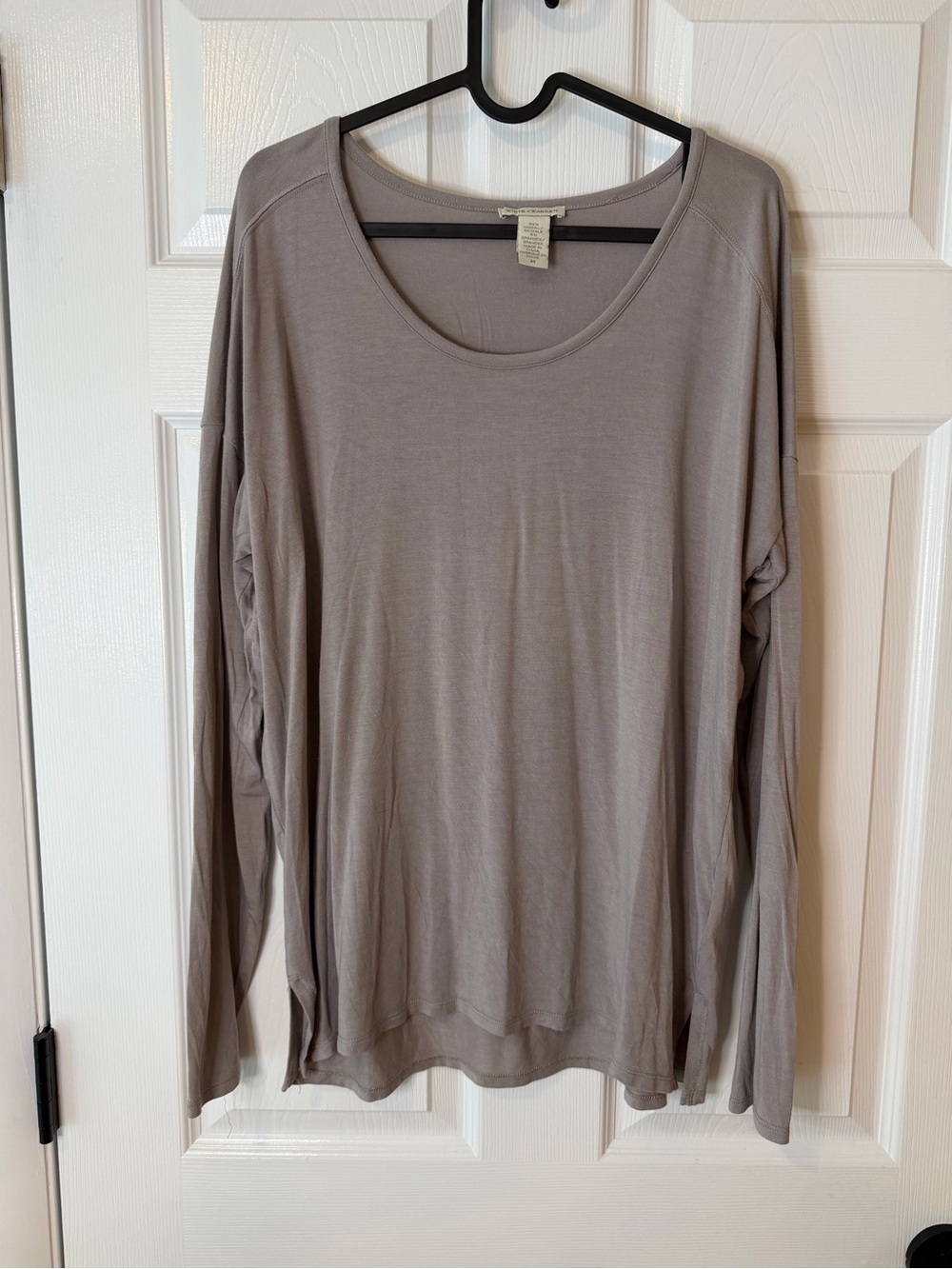 White + Warren Light Gray Long-Sleeve Scoop Neck Women's Top - Picture 1 of 3